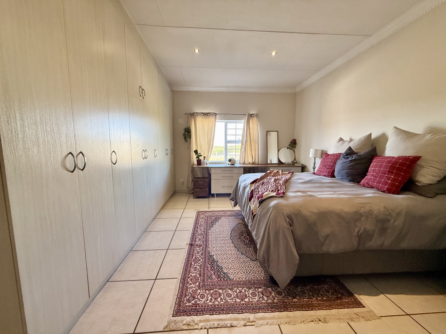 8 Bedroom Property for Sale in Long Acres Country Estate Western Cape